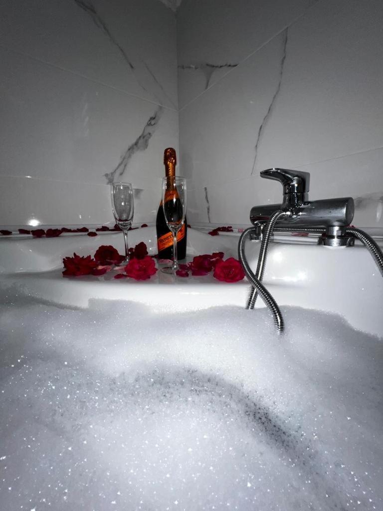 Luxury Apartment Megy Otočac Esterno foto
