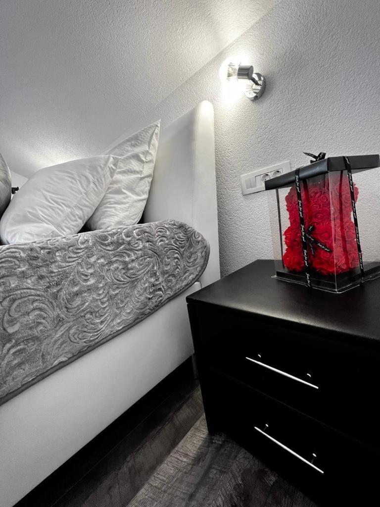 Luxury Apartment Megy Otočac Esterno foto