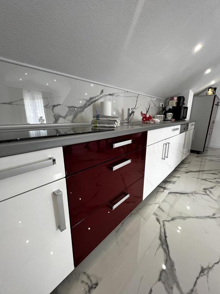 Luxury Apartment Megy Otočac Esterno foto