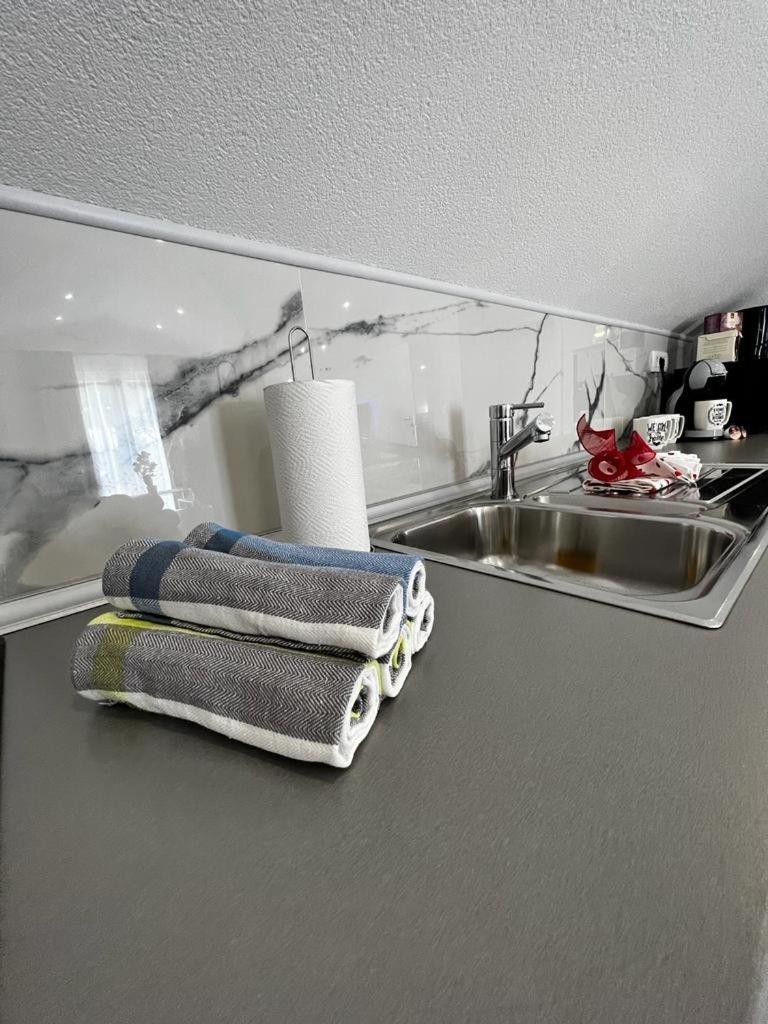 Luxury Apartment Megy Otočac Esterno foto